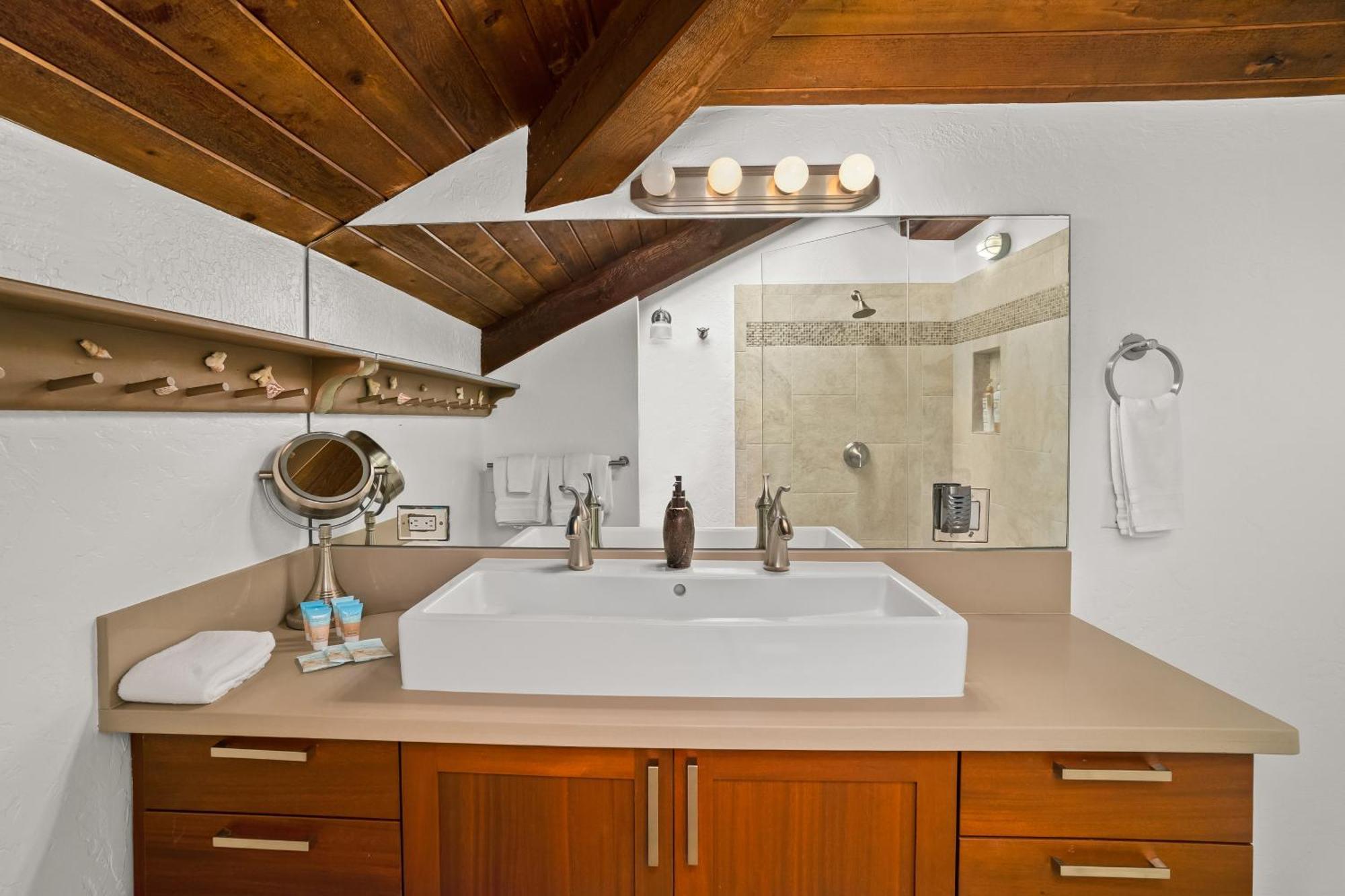 Coral Hale 5Br 3Ba Luxury Home, Ac, Hot Tub And Stunning Views Princeville Exterior photo